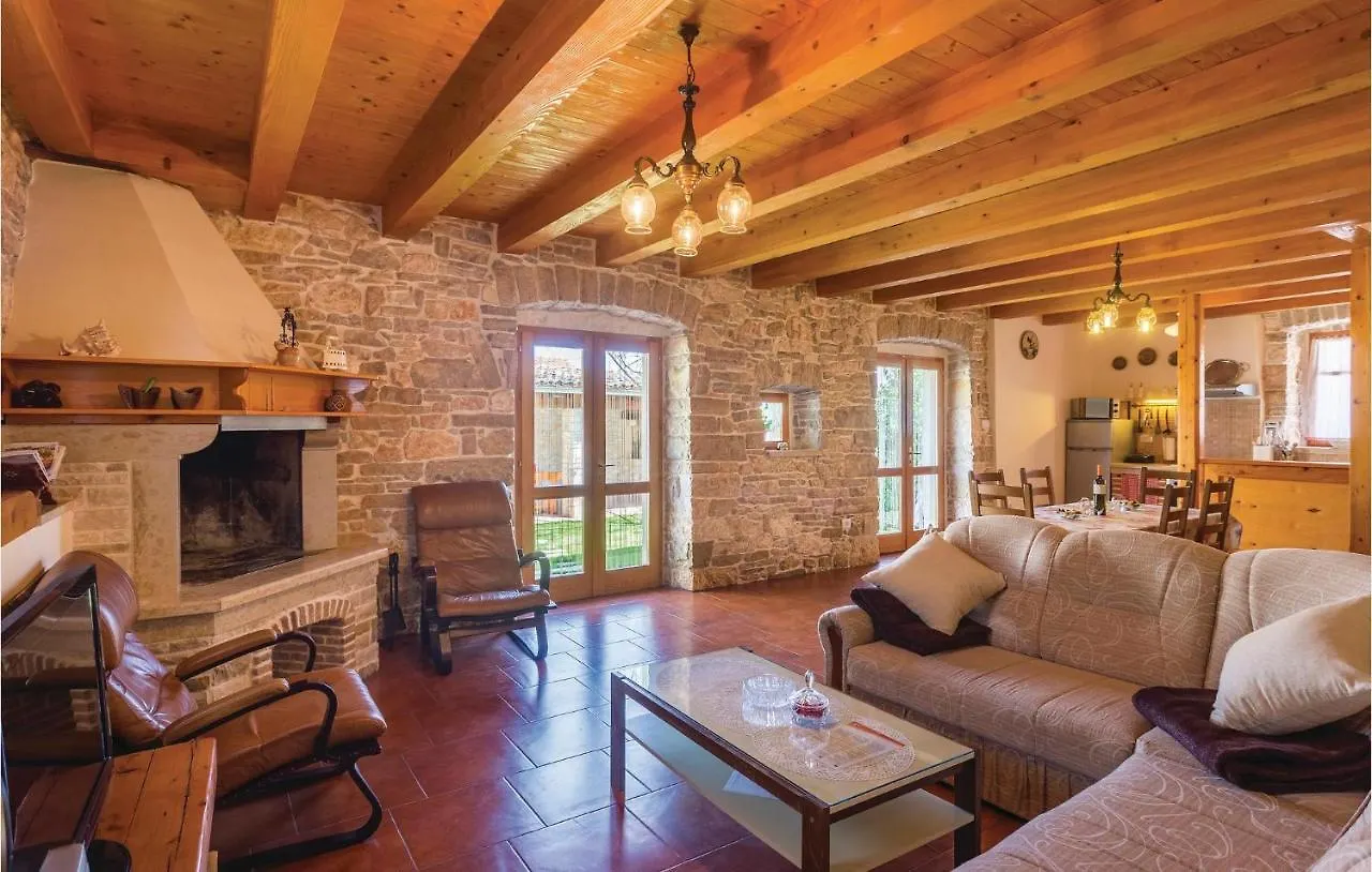 Pet Friendly Home In Regulici With Wifi Prnjani