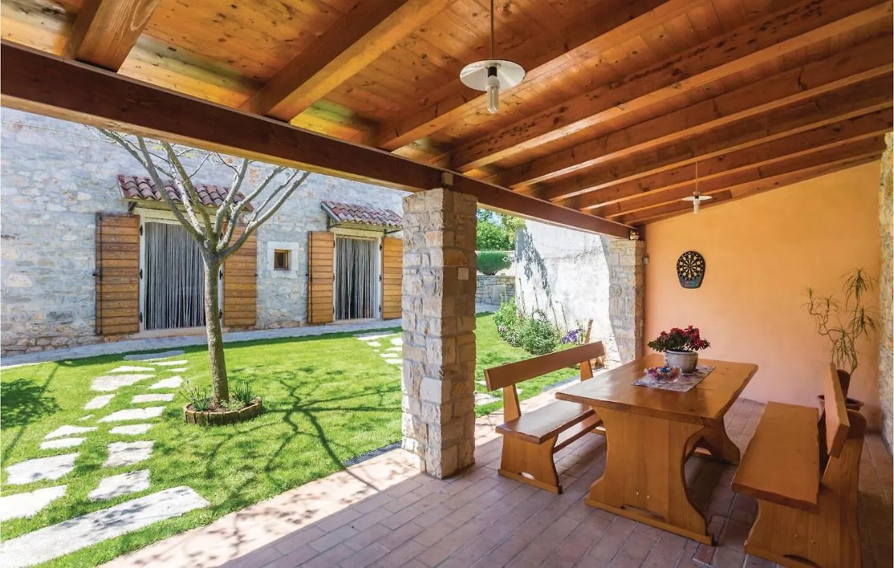 Pet Friendly Home In Regulici With Wifi Prnjani